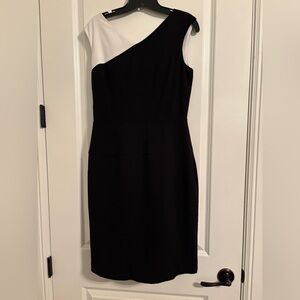 Calvin Klein Elegant Black and White Women's Dress- SIZE 8